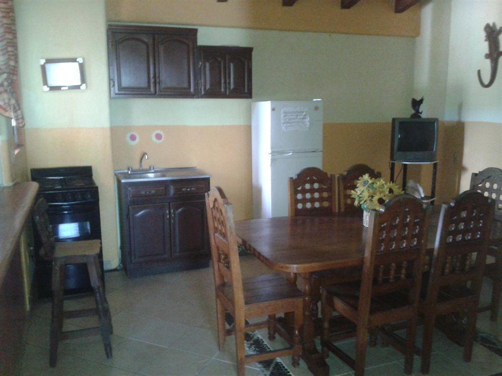 זיהואטנחו Hotel Las Salinas מראה חיצוני תמונה